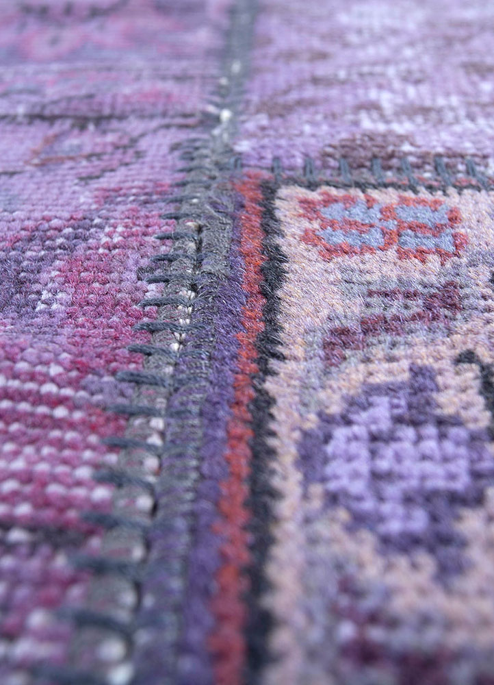 provenance pink and purple wool hand knotted Rug - CloseUp