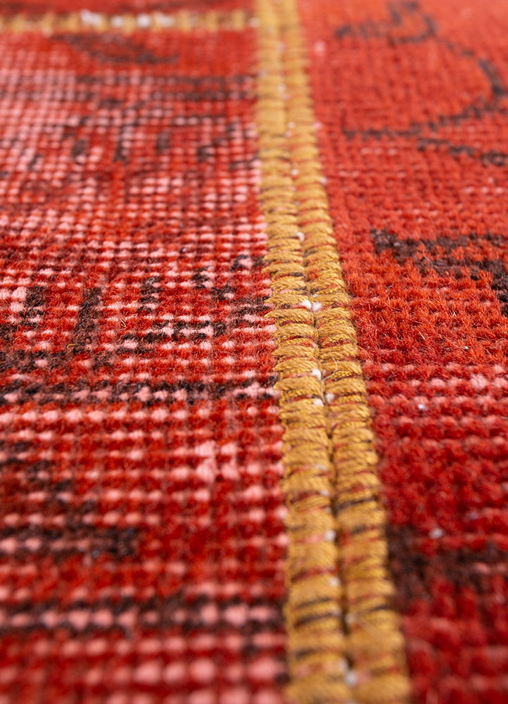 provenance red and orange wool hand knotted Rug - CloseUp