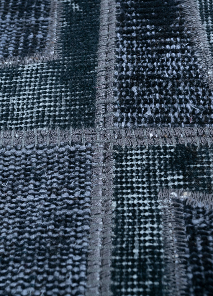 provenance grey and black wool hand knotted Rug - CloseUp