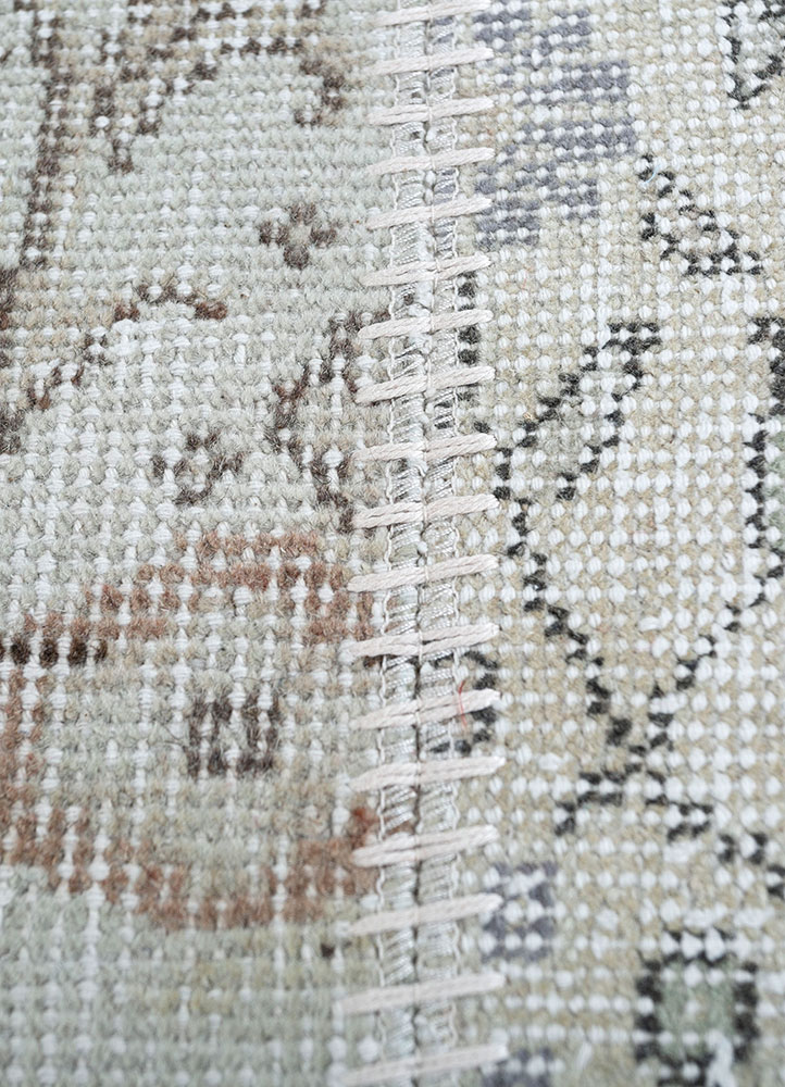 provenance grey and black wool hand knotted Rug - CloseUp