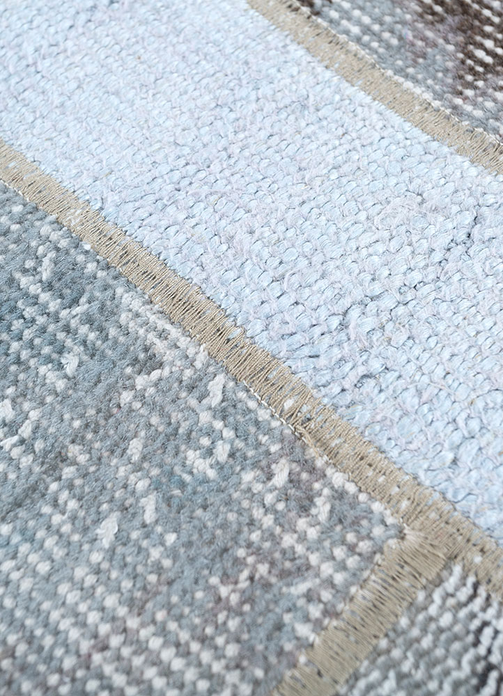 provenance grey and black wool hand knotted Rug - CloseUp