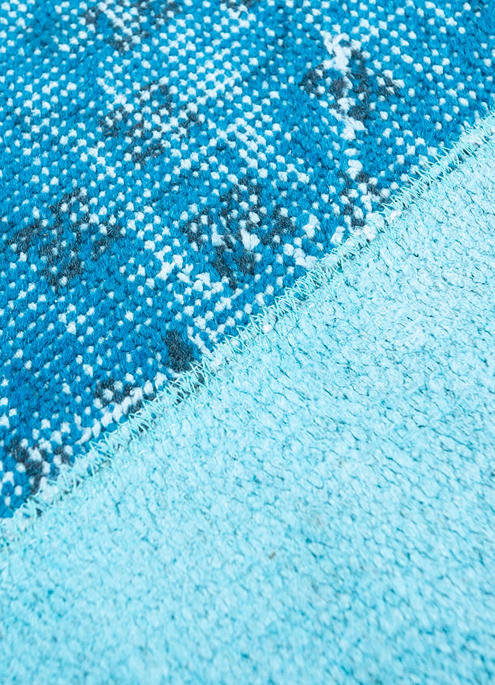 provenance blue wool hand knotted Rug - CloseUp