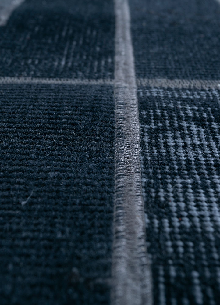 provenance grey and black wool hand knotted Rug - CloseUp