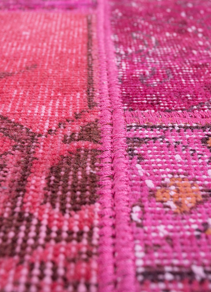 provenance pink and purple wool hand knotted Rug - CloseUp