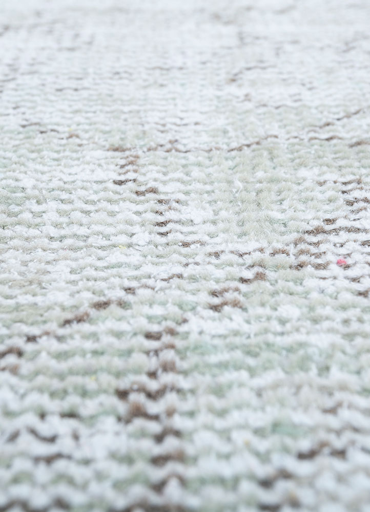 vintage blue wool hand knotted Rug - CloseUp