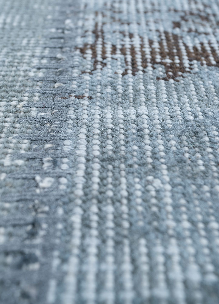 provenance grey and black wool hand knotted Rug - CloseUp