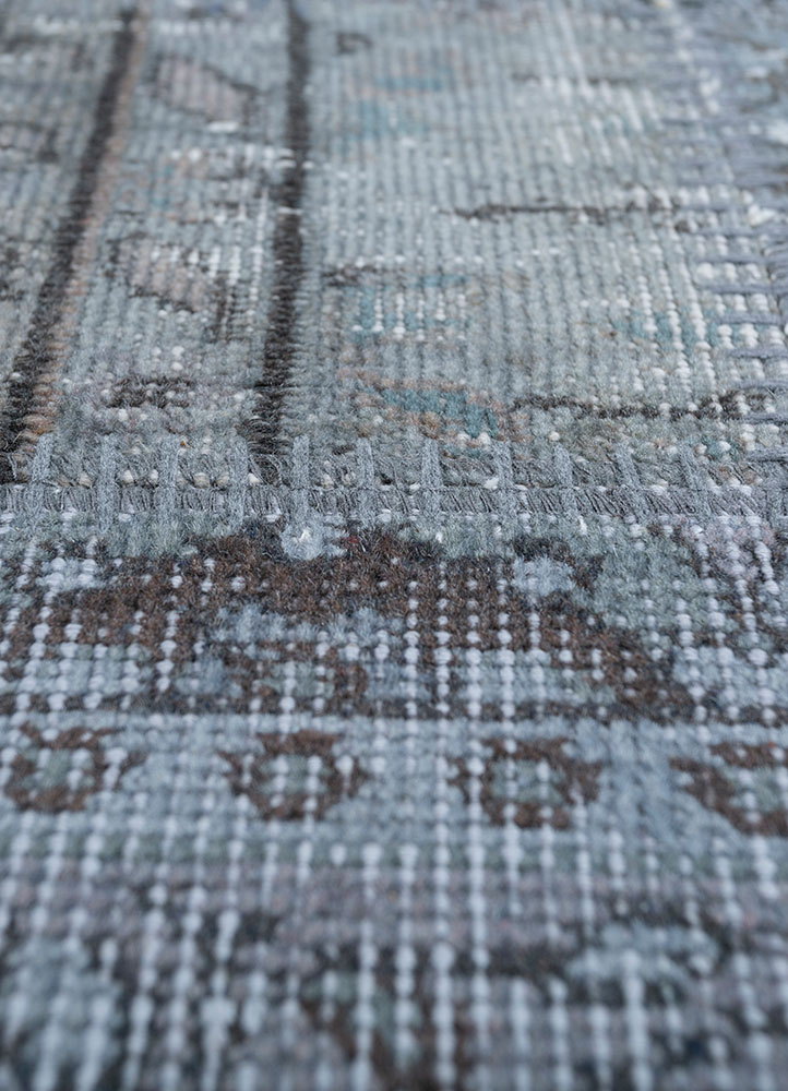 provenance grey and black wool hand knotted Rug - CloseUp
