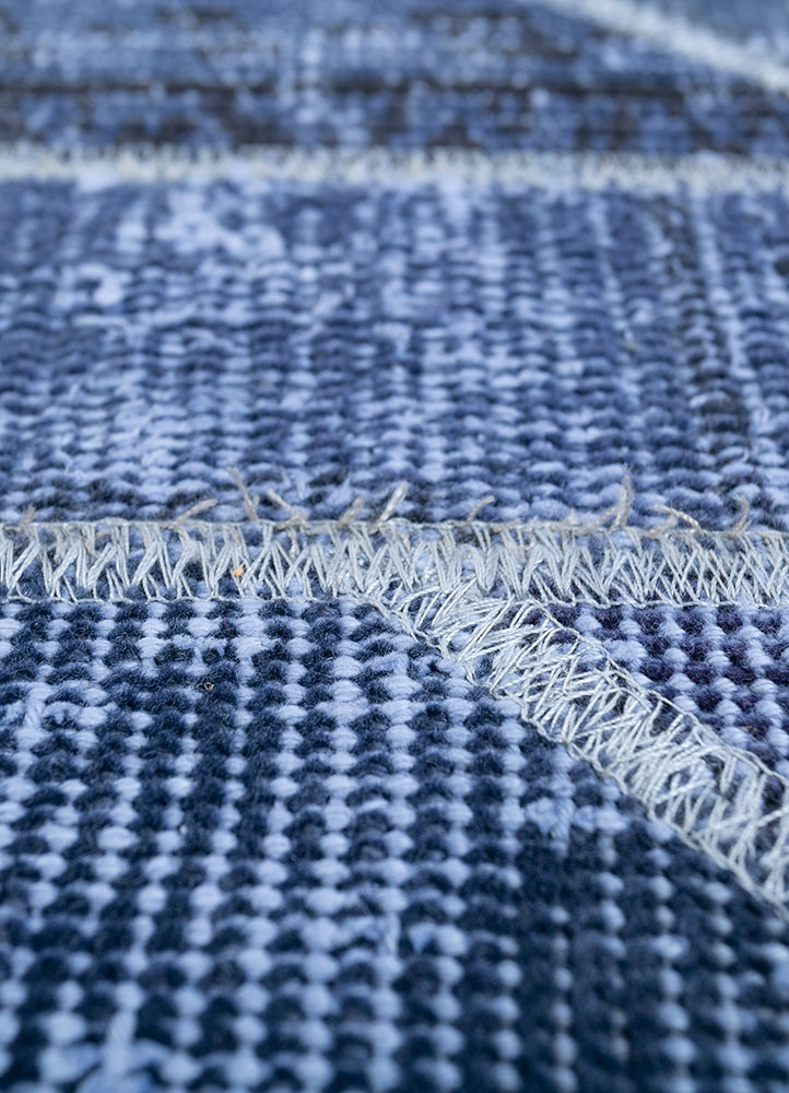 provenance blue wool hand knotted Rug - CloseUp
