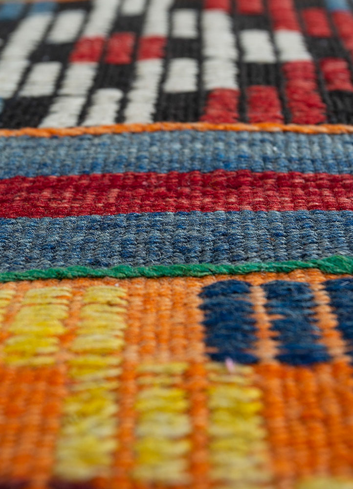 nuray multi wool hand knotted Rug - CloseUp