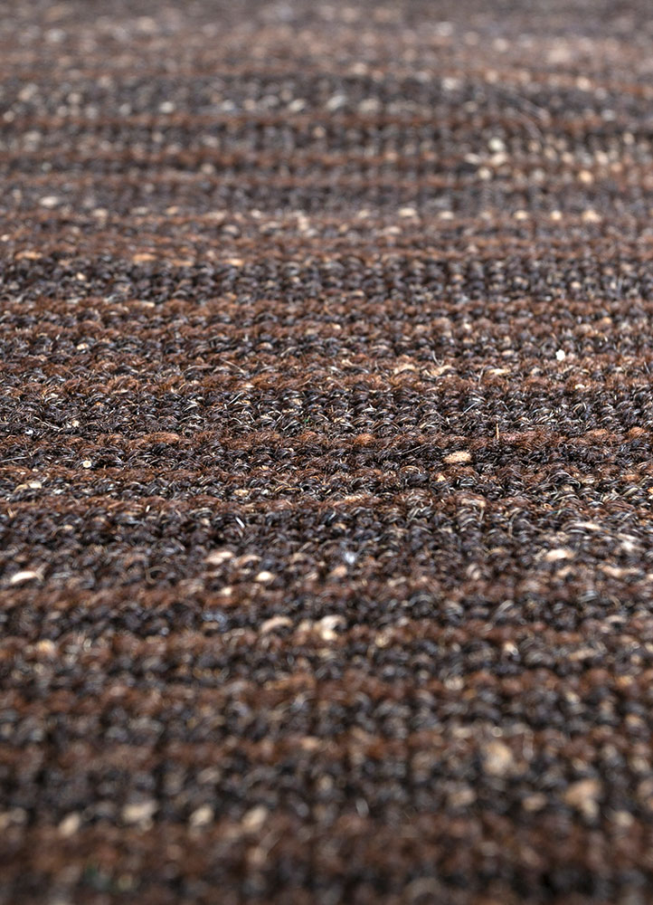 lacuna grey and black wool hand knotted Rug - CloseUp