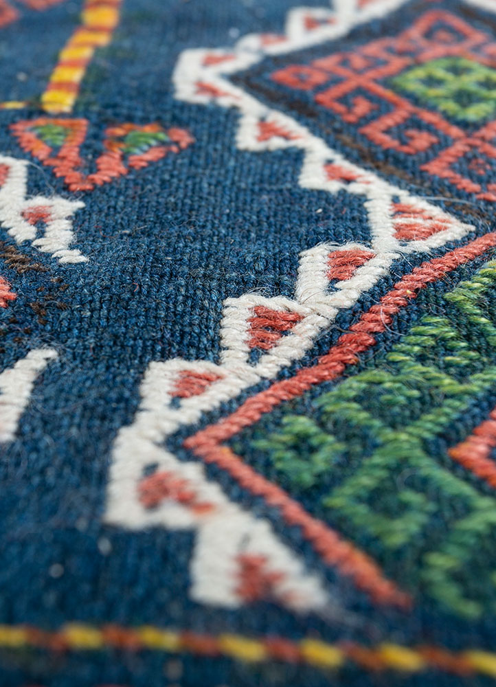 nuray red and orange wool hand knotted Rug - CloseUp