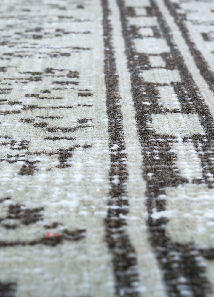 vintage grey and black wool hand knotted Rug - CloseUp
