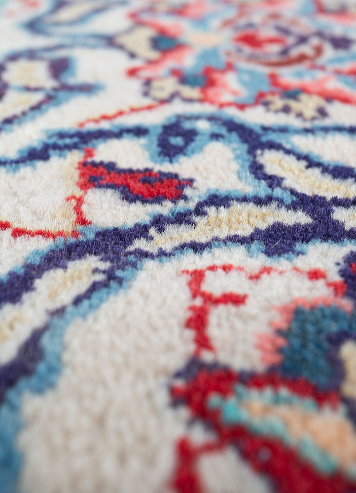 aalam red and orange wool hand knotted Rug - CloseUp