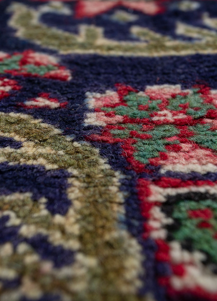 aalam red and orange wool hand knotted Rug - CloseUp
