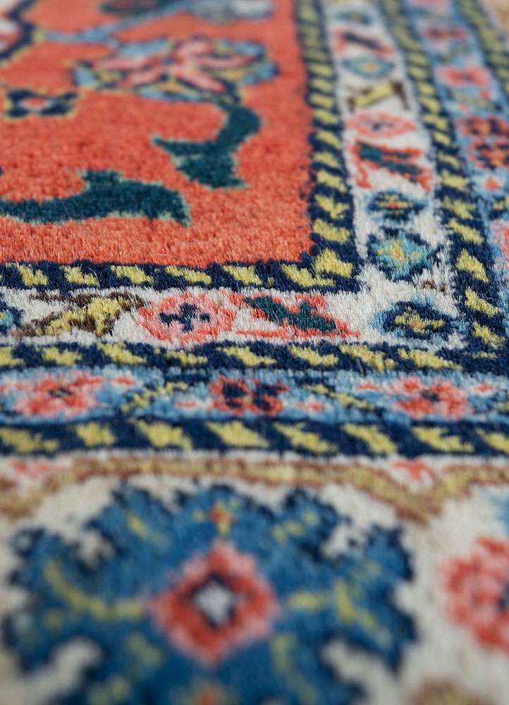 aalam red and orange wool hand knotted Rug - CloseUp