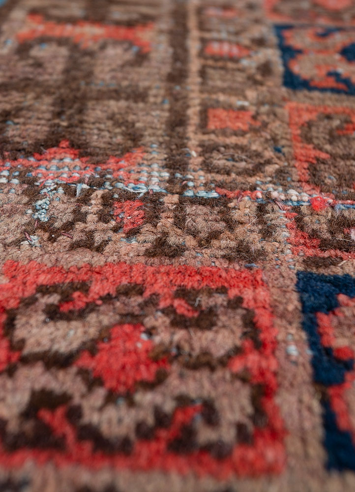aalam pink and purple wool hand knotted Rug - CloseUp