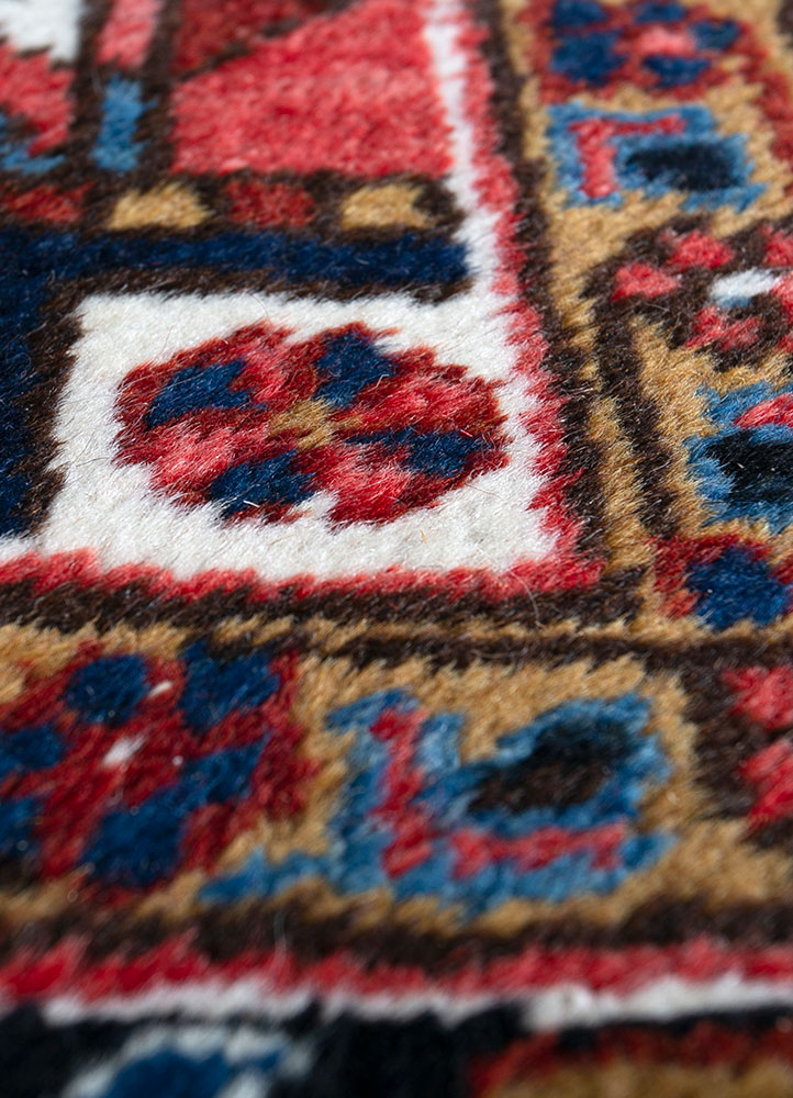 aalam red and orange wool hand knotted Rug - CloseUp