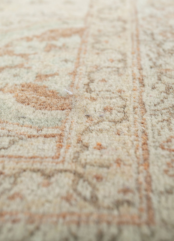 aalam red and orange wool hand knotted Rug - CloseUp