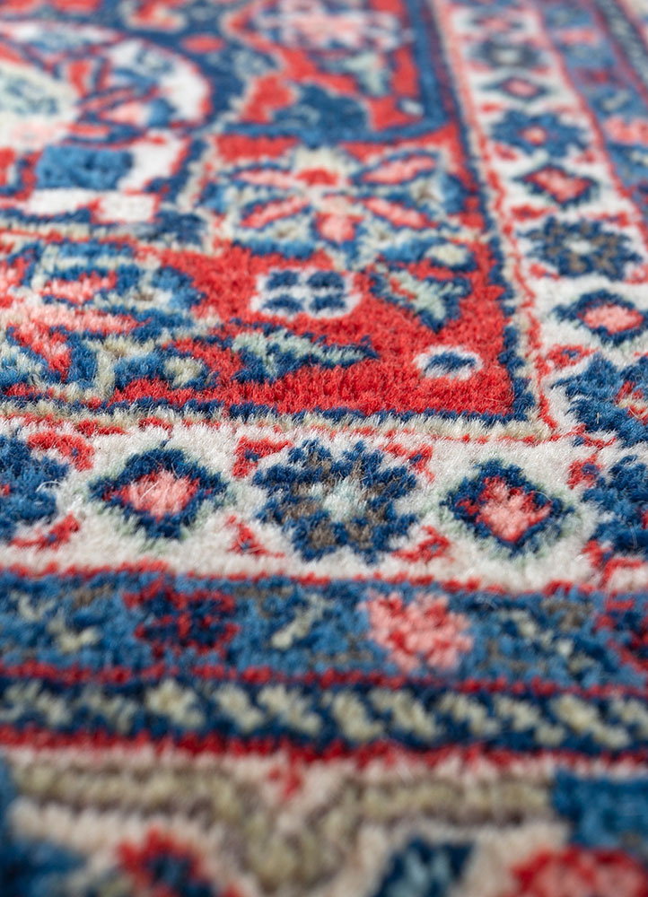 aalam red and orange wool hand knotted Rug - CloseUp