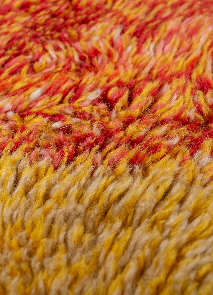 zuri red and orange wool hand knotted Rug - CloseUp