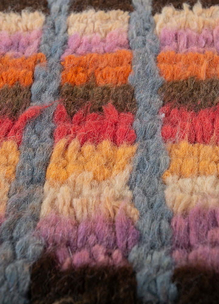 nuray pink and purple wool hand knotted Rug - CloseUp