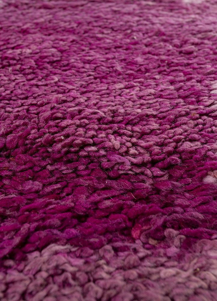 nuray pink and purple wool hand knotted Rug - CloseUp