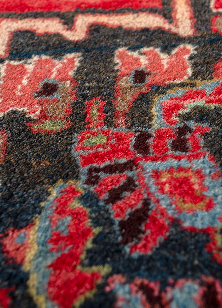 aalam red and orange wool hand knotted Rug - CloseUp