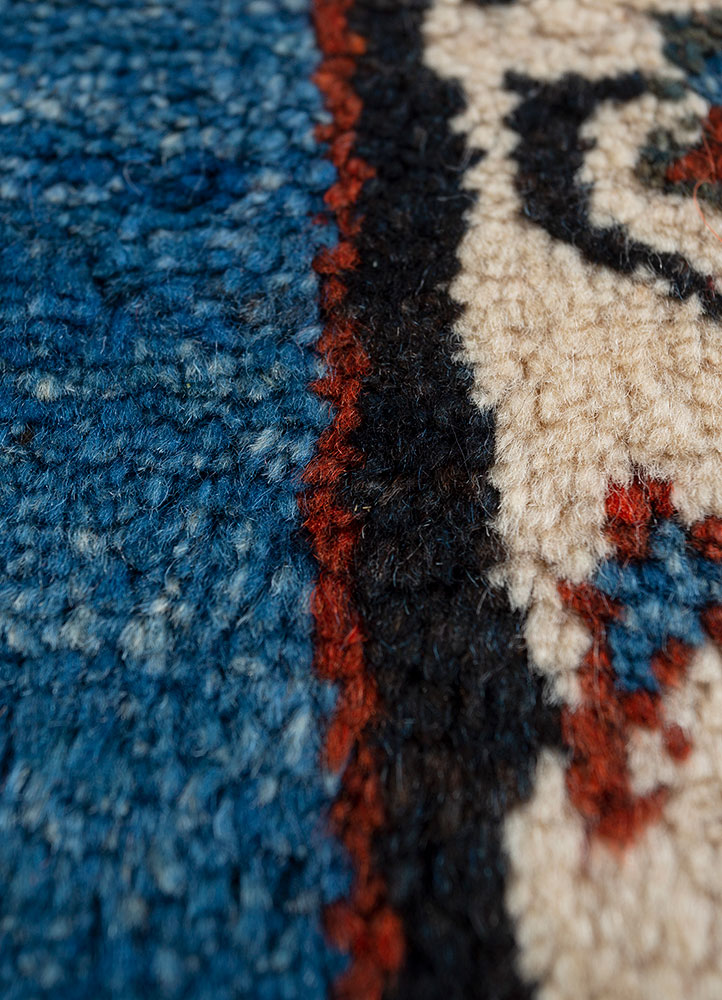 zuri red and orange wool hand knotted Rug - CloseUp