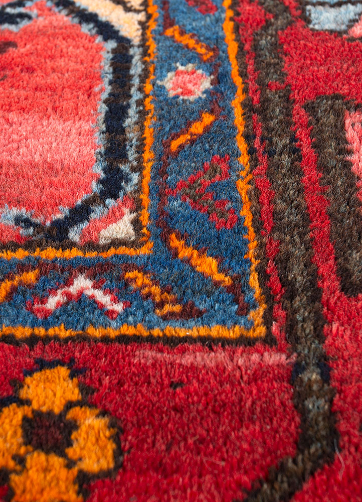 kiaan red and orange wool hand knotted Rug - CloseUp