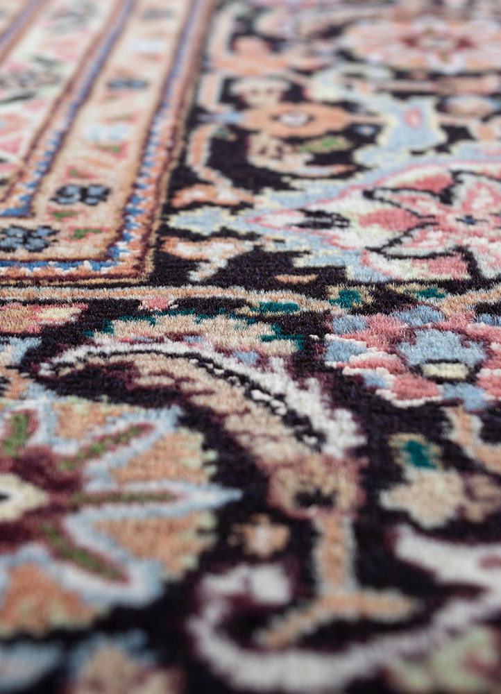 aalam blue wool hand knotted Rug - CloseUp