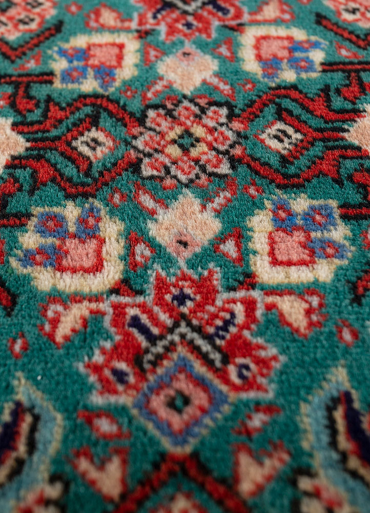 aalam blue wool hand knotted Rug - CloseUp