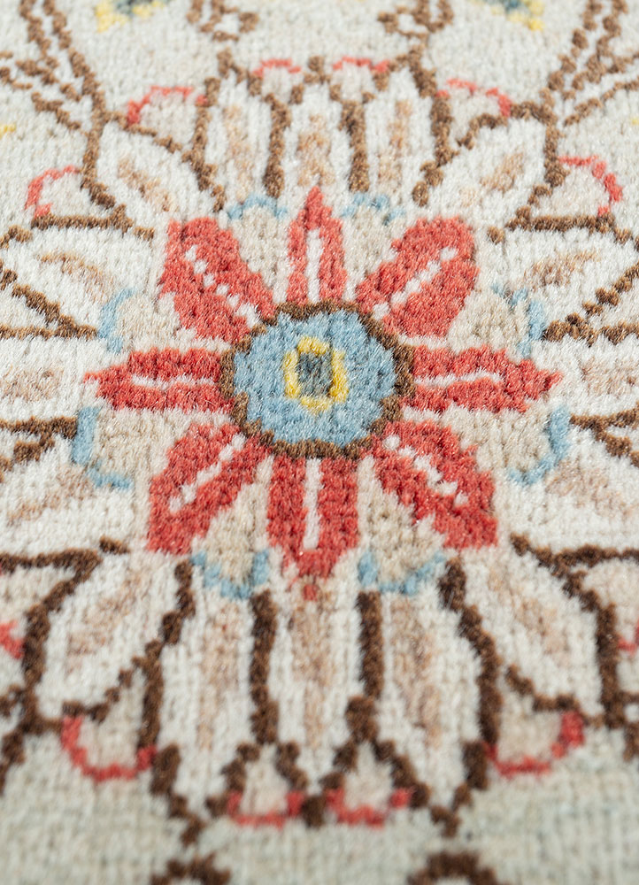 aalam red and orange wool hand knotted Rug - CloseUp