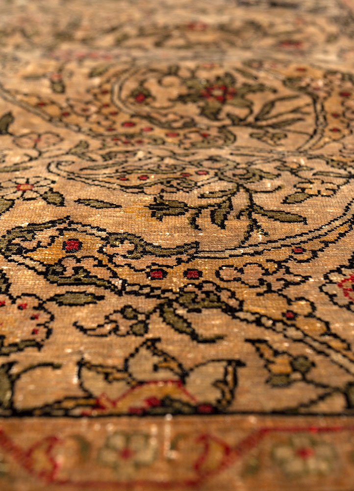 gulmarg green silk hand knotted Rug - CloseUp