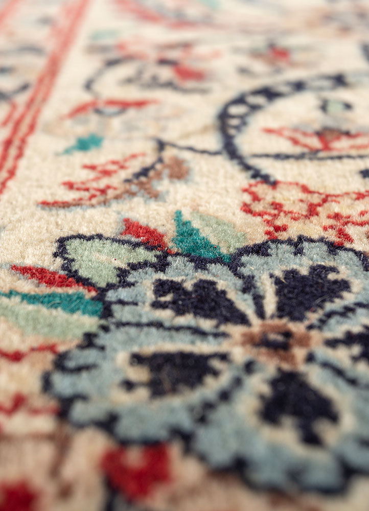 aalam blue wool hand knotted Rug - CloseUp