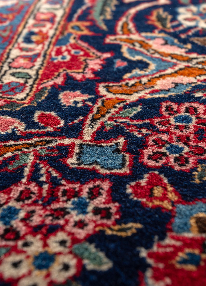 aalam red and orange wool hand knotted Rug - CloseUp