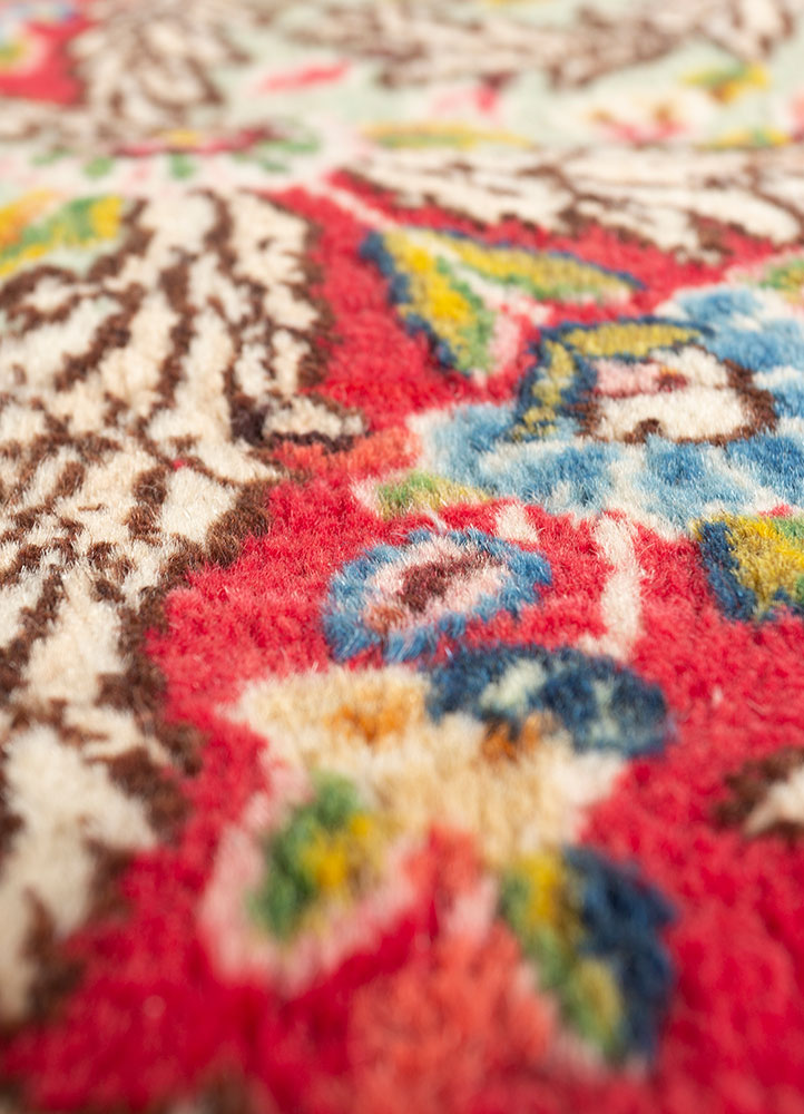 aalam green wool hand knotted Rug - CloseUp