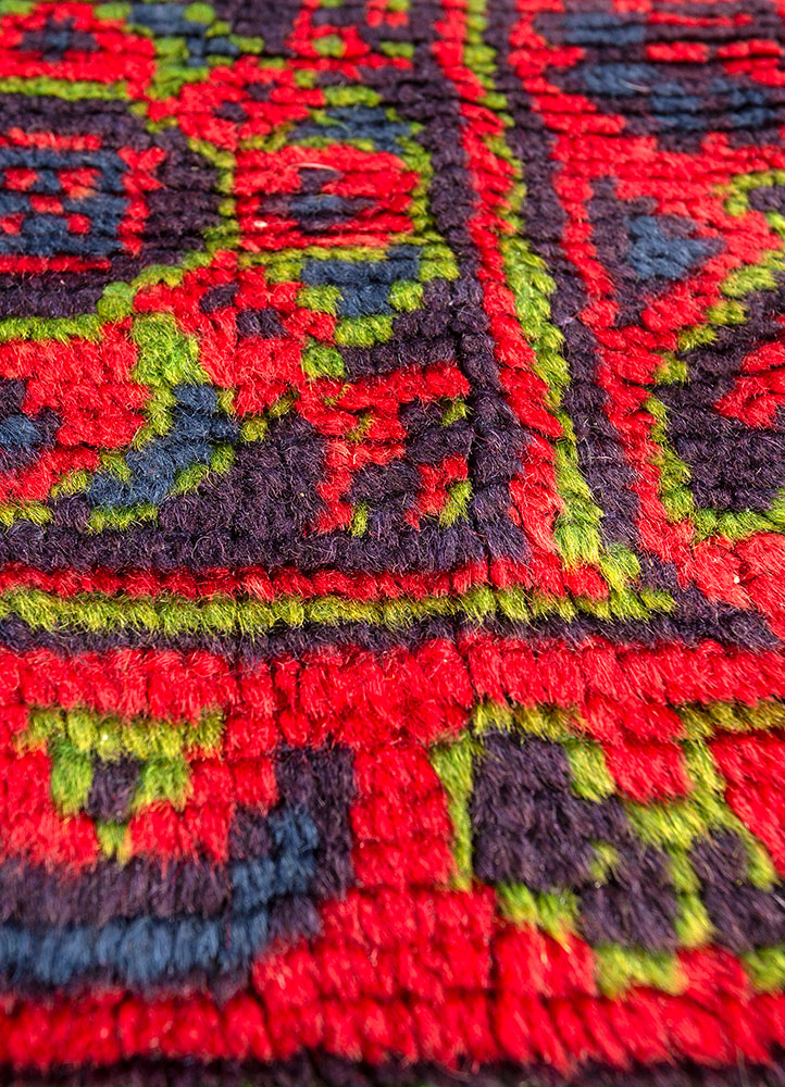 kiaan red and orange wool hand knotted Rug - CloseUp
