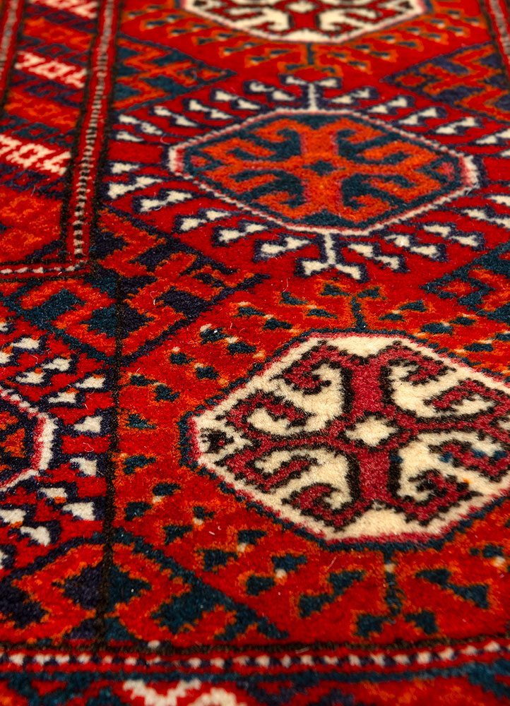kiaan red and orange wool hand knotted Rug - CloseUp