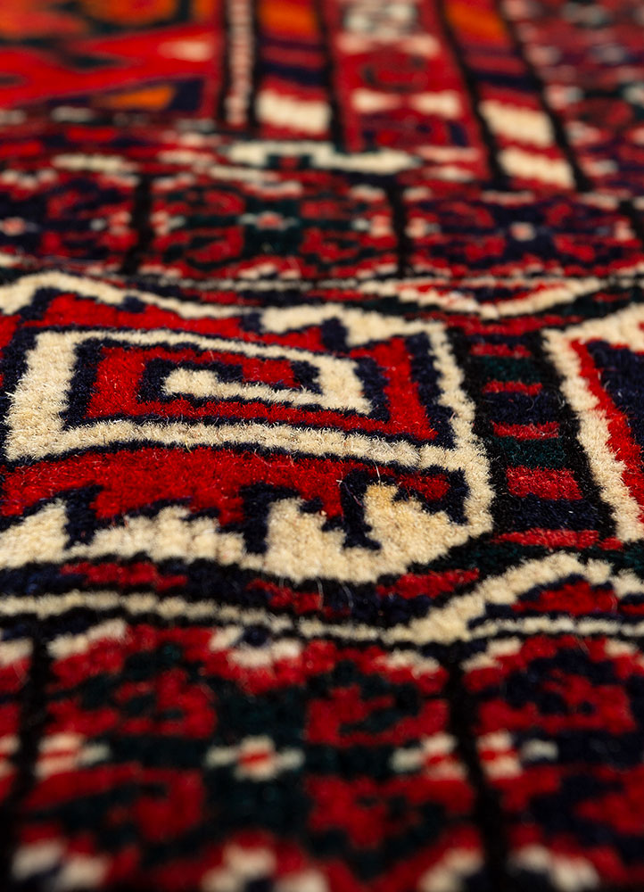 kiaan red and orange wool hand knotted Rug - CloseUp