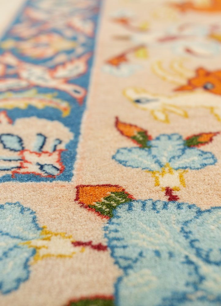 aalam ivory wool hand knotted Rug - CloseUp