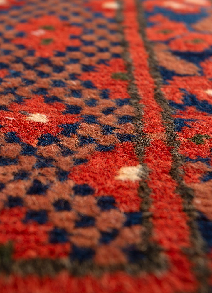 kiaan red and orange wool hand knotted Rug - CloseUp