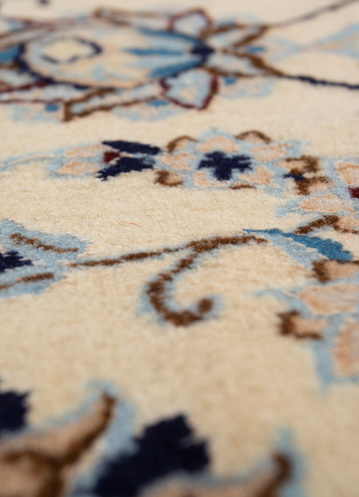 aalam ivory wool hand knotted Rug - CloseUp