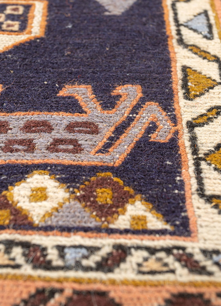 kiaan red and orange wool hand knotted Rug - CloseUp
