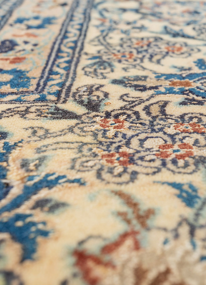 aalam gold wool and silk hand knotted Rug - CloseUp