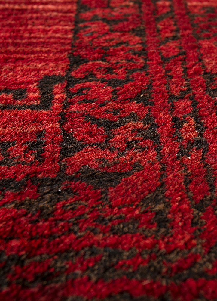 kiaan red and orange wool hand knotted Rug - CloseUp