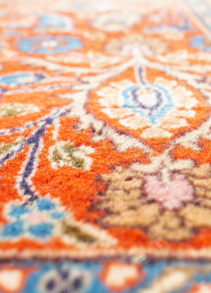 aalam red and orange wool hand knotted Rug - CloseUp