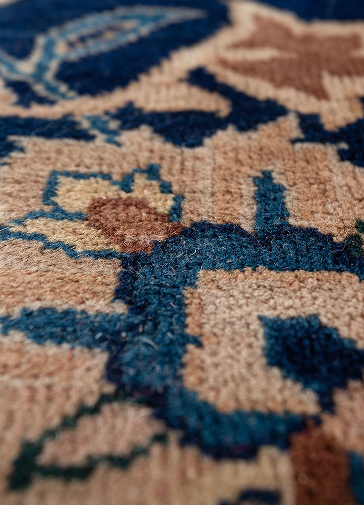 aalam blue wool hand knotted Rug - CloseUp