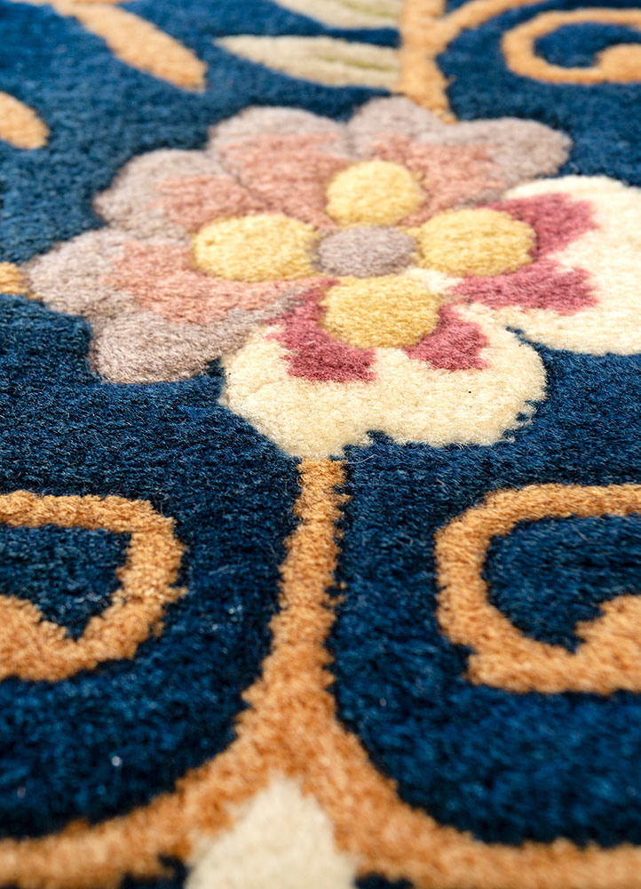 pechino red and orange wool hand knotted Rug - CloseUp