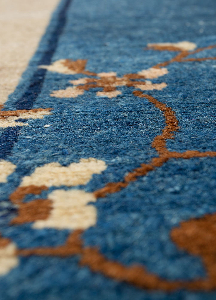 pechino beige and brown wool hand knotted Rug - CloseUp