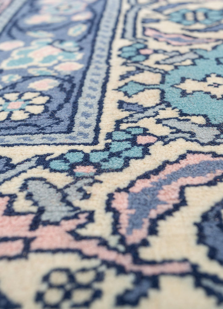 aalam blue wool hand knotted Rug - CloseUp